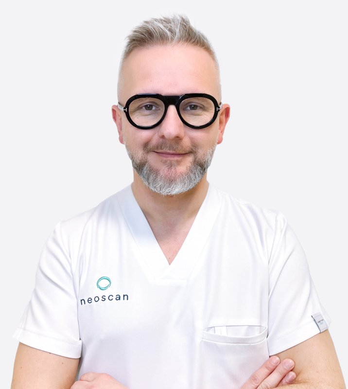 Dr Marcin Miś radiolog